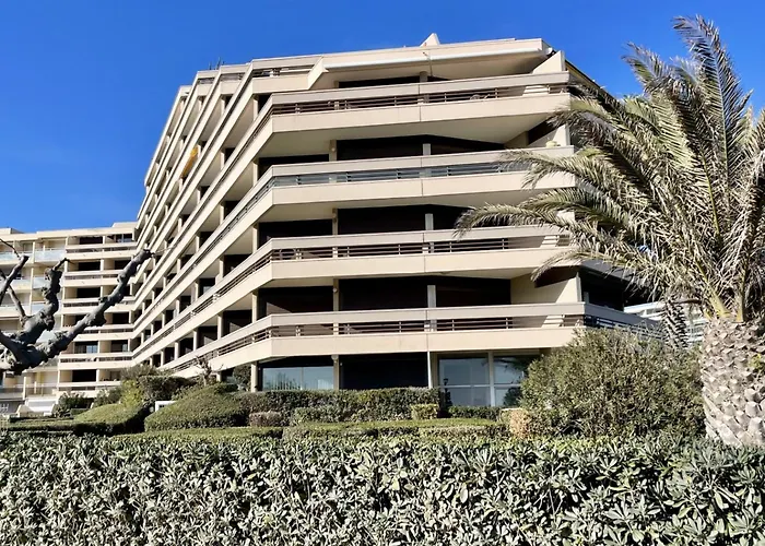 2 Pieces Avec Piscine Et Parking, Acces Direct - Fr-1-748-27 Canet-en-Roussillon